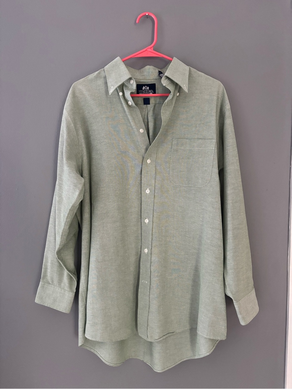Stafford Sage Green Long-Sleeve Button-Down Shirt